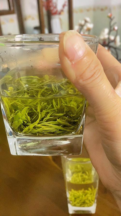 其实茶叶没有好坏,只有适合不合适,刚开始喝茶的朋友,可以选择清香