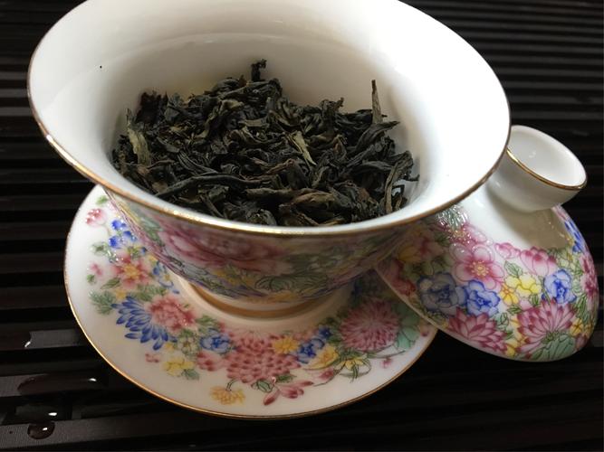 武夷山之行,细品商王阁茶叶的初雪