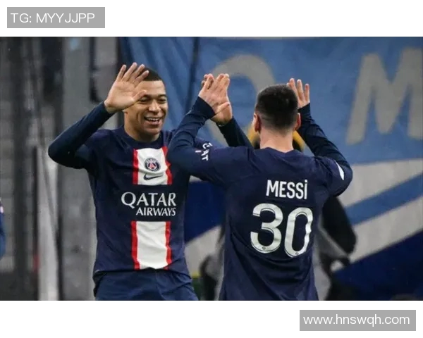 巴黎圣日耳曼逆转取胜，梅西神奇破门助球队登顶积分榜