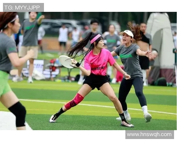 李静独家分享飞盘运动的技巧与心得体会助你提升竞技水平